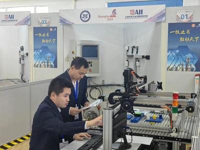 連摘三金！長(zhǎng)寧代表隊(duì)在上海市第一屆職業(yè)技能大賽中表現(xiàn)搶眼